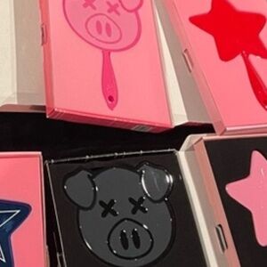 Pink and Black Kids Mirror Set